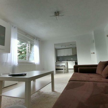 Moderne Helle 2,5 Zimmer Wohnung Mit Grossem Bad Und Kueche In Trossingen Dış mekan fotoğraf