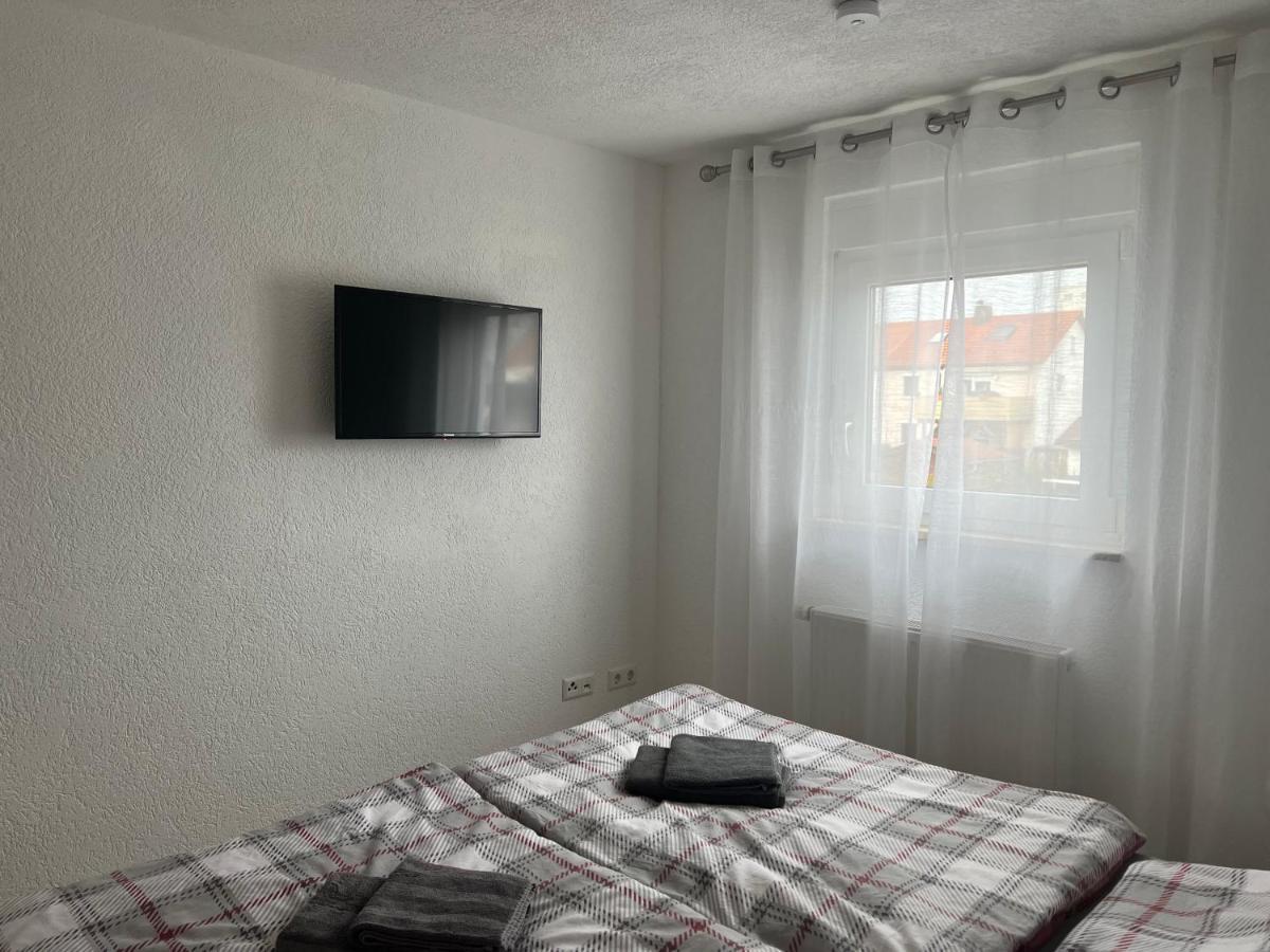 Moderne Helle 2,5 Zimmer Wohnung Mit Grossem Bad Und Kueche In Trossingen Dış mekan fotoğraf