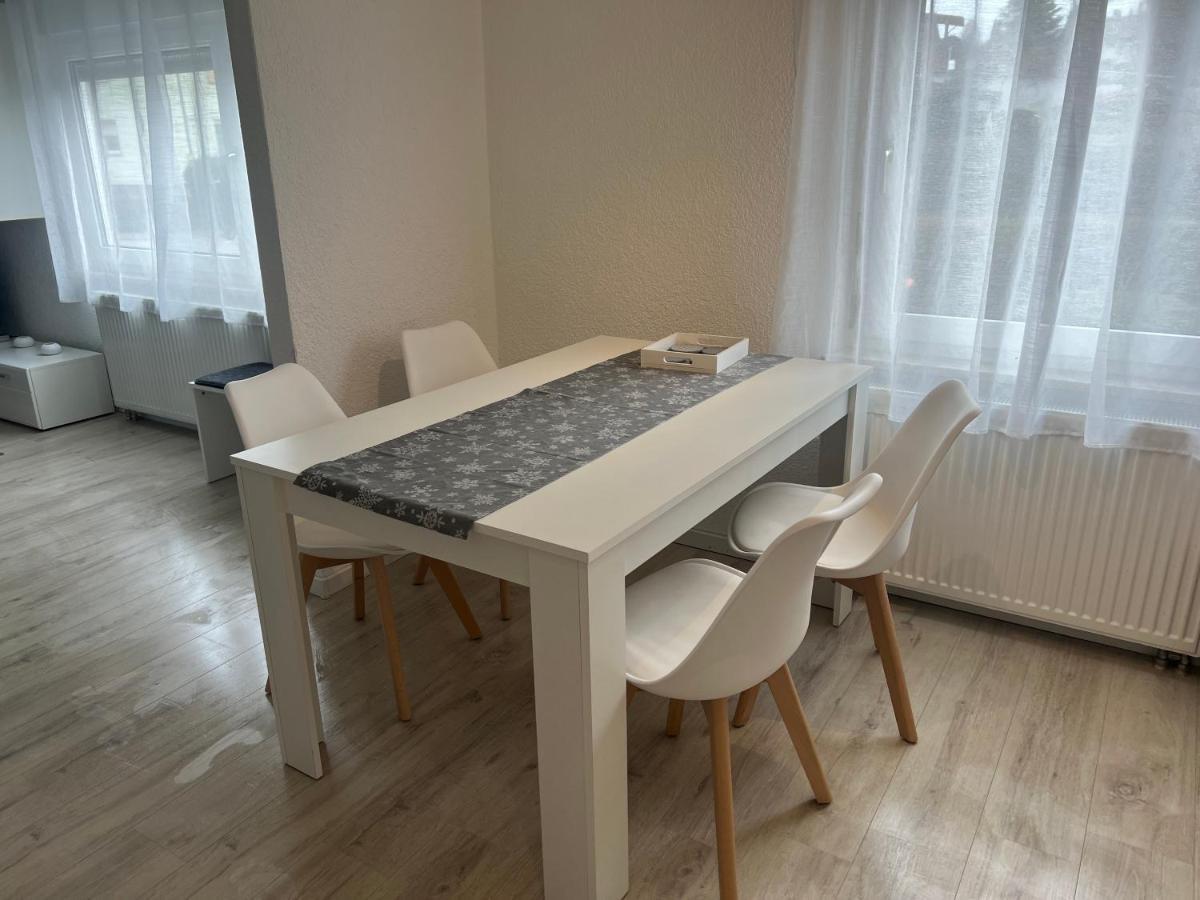 Moderne Helle 2,5 Zimmer Wohnung Mit Grossem Bad Und Kueche In Trossingen Dış mekan fotoğraf