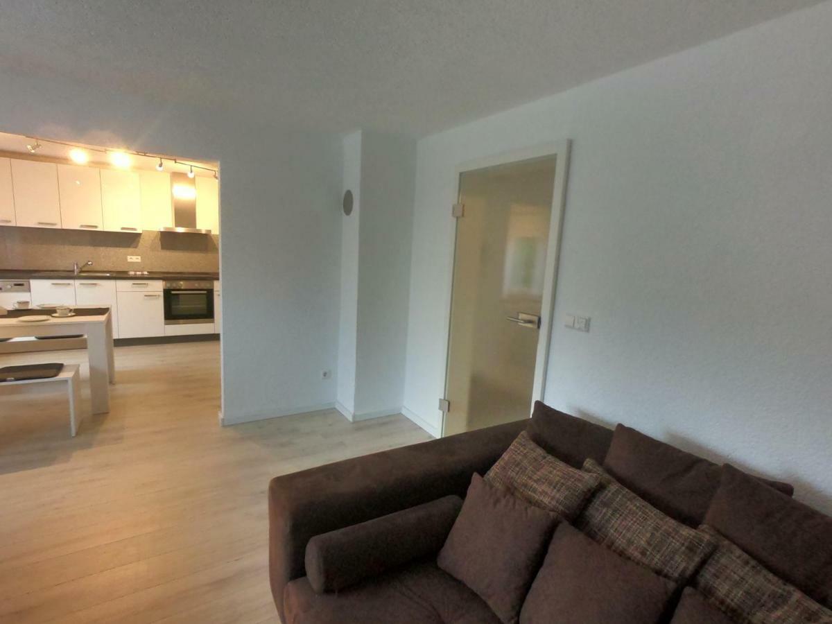 Moderne Helle 2,5 Zimmer Wohnung Mit Grossem Bad Und Kueche In Trossingen Dış mekan fotoğraf